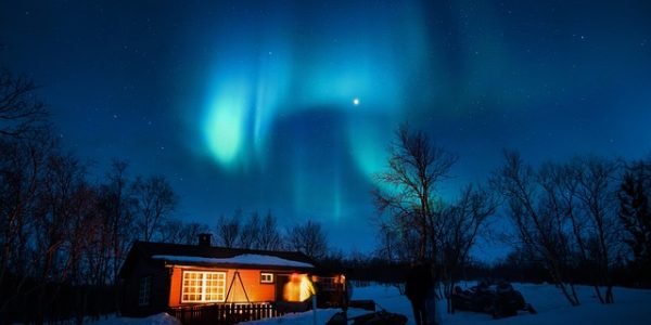 aurora-borealis-1839582_640 aurora-borealis-1839582_640